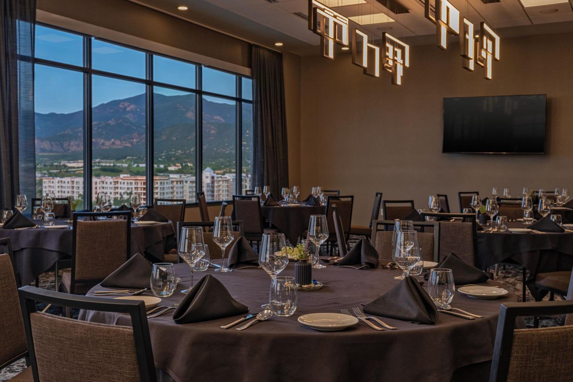 Element Colorado Springs Downtown Hotel Ngoại thất bức ảnh
