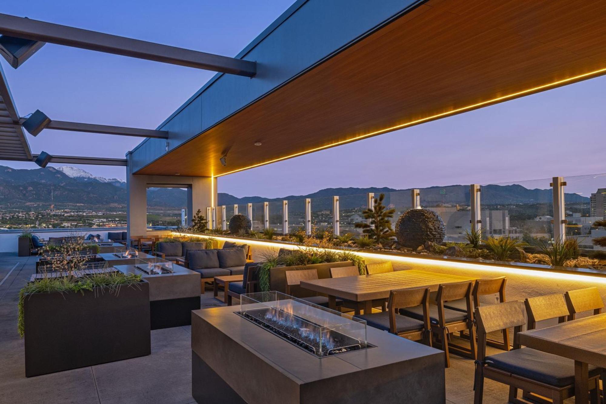 Element Colorado Springs Downtown Hotel Ngoại thất bức ảnh