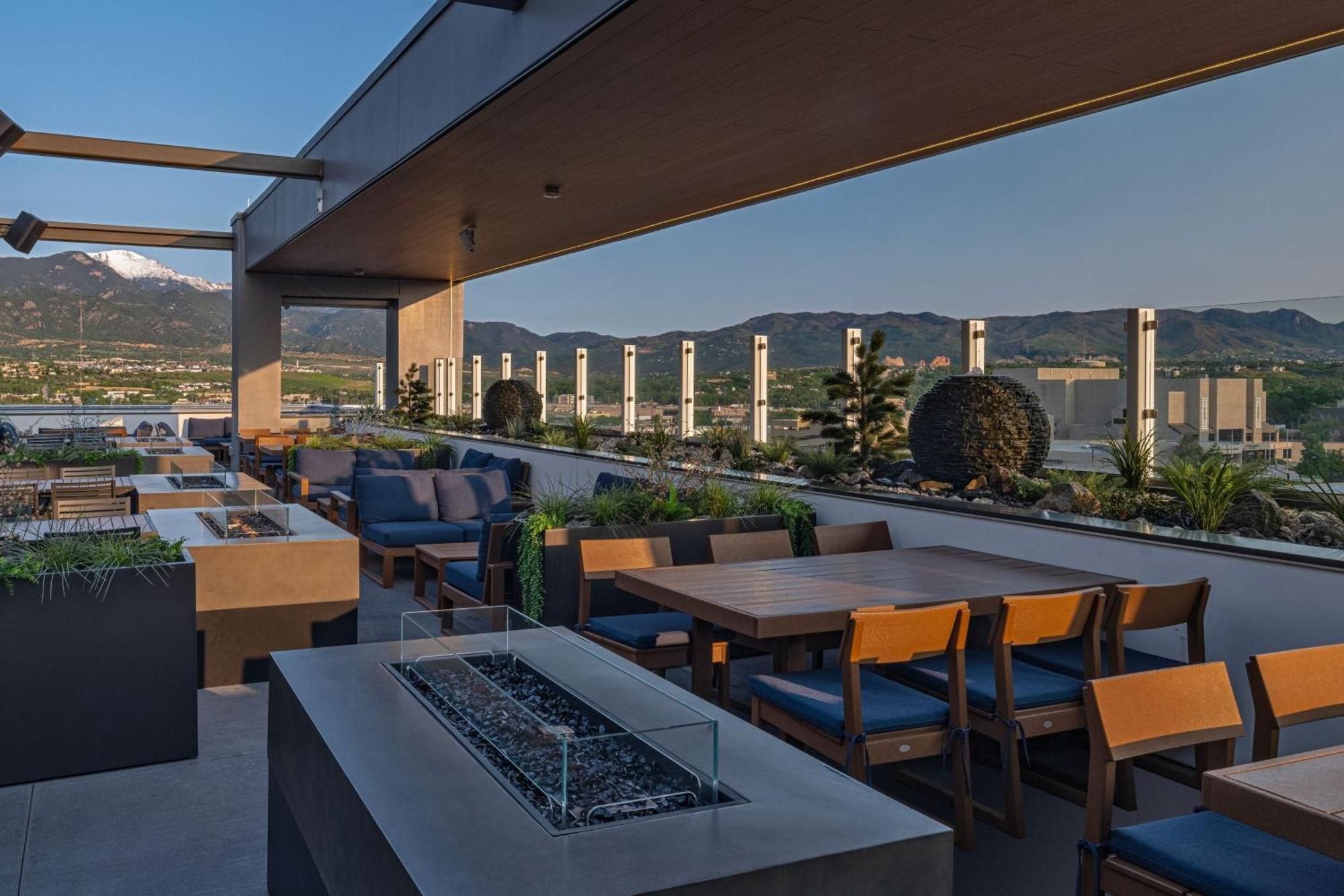 Element Colorado Springs Downtown Hotel Ngoại thất bức ảnh